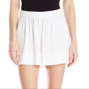 VINCE White Linen Blend Pull On Pocket Shorts